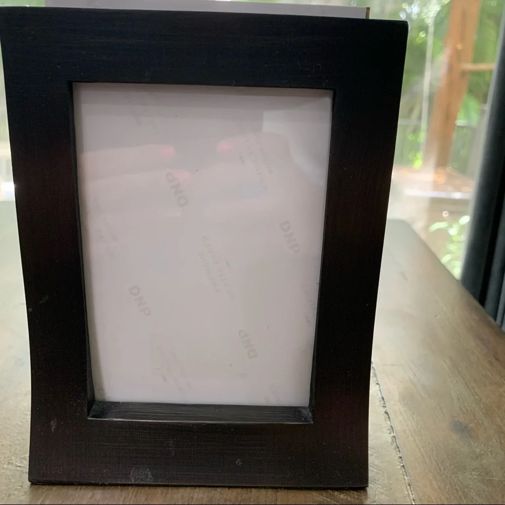 Dark gray heavy free standing photo frame for size 3x5 photo